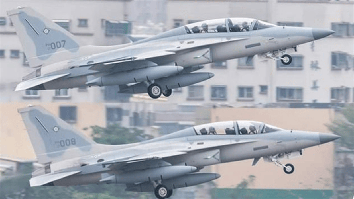 超級聯賽_B1B战轰堂而皇之飞越黄岩岛超級聯賽,这一次,解放军声明字少事大