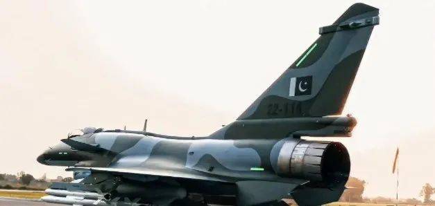 皇冠信用网正版开户_巴五大基地凌晨被炸皇冠信用网正版开户,红旗导弹拦截失败!印度背后有高人指点?