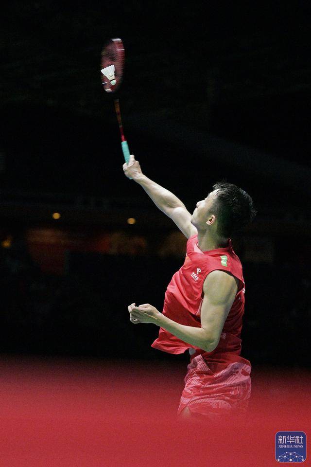 皇冠信用网会员注册_新加坡羽毛球公开赛:陆光祖晋级男单决赛