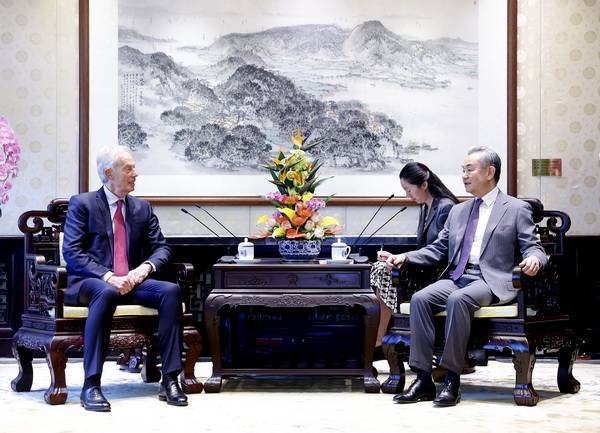 河床v蒙特瑞_王毅会见英国前首相布莱尔:个别大国背弃国际责任河床v蒙特瑞,中英应体现责任担当