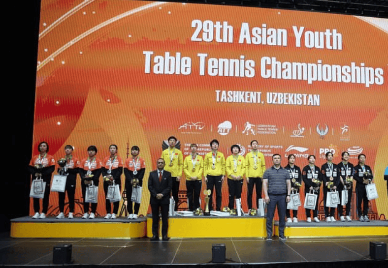 日本J1联赛_恭喜国乒一夜三冠!陈垣宇对决张本智和日本J1联赛,石洵瑶迎战大藤沙月