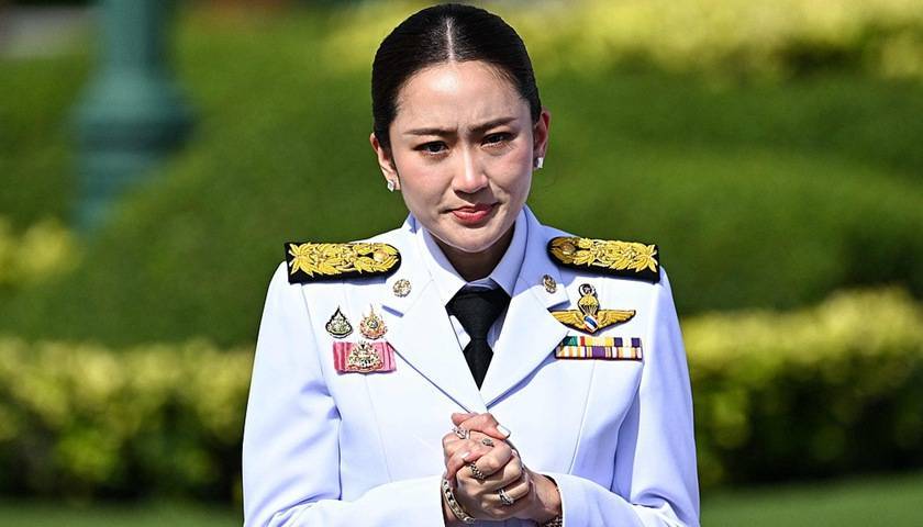 皇冠代理註冊_被暂停泰国总理之职皇冠代理註冊，佩通坦提前布局将继续任内阁部长