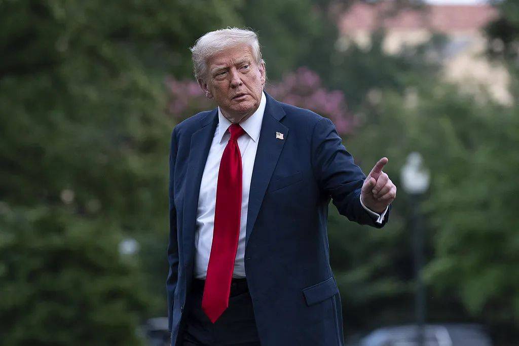 皇冠信用网在线申请_特朗普:将提供最先进武器支持乌克兰皇冠信用网在线申请,数十亿美元费用由北约盟国承担,“爱国者”将在几天内送达