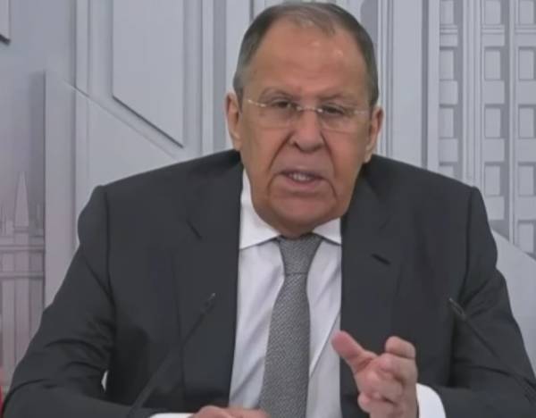 皇冠信用網会员注册网址_拉夫罗夫：对于特朗普提的所有调解建议皇冠信用網会员注册网址，泽连斯基都说“不”