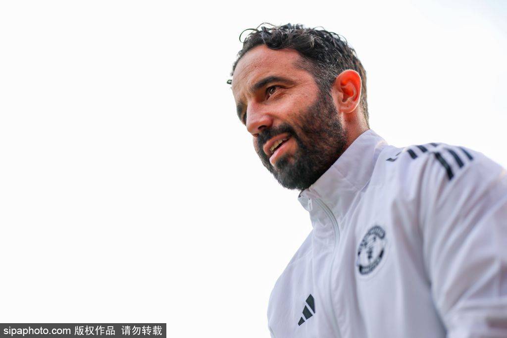 瓜达拉哈拉芝华士vs阿苏尔_曼联主帅阿莫林面临下课危机瓜达拉哈拉芝华士vs阿苏尔，吉姆爵士为何力挺他？