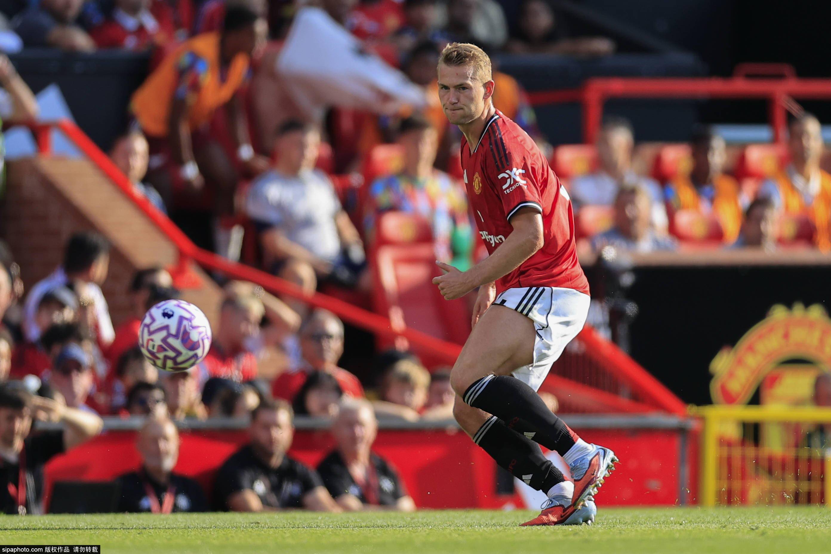 马尔默(女) vs韦克舍(女)_曼联“达成全面协议”敲定夏窗第五签马尔默(女) vs韦克舍(女)，新门将就位，但不是大马丁