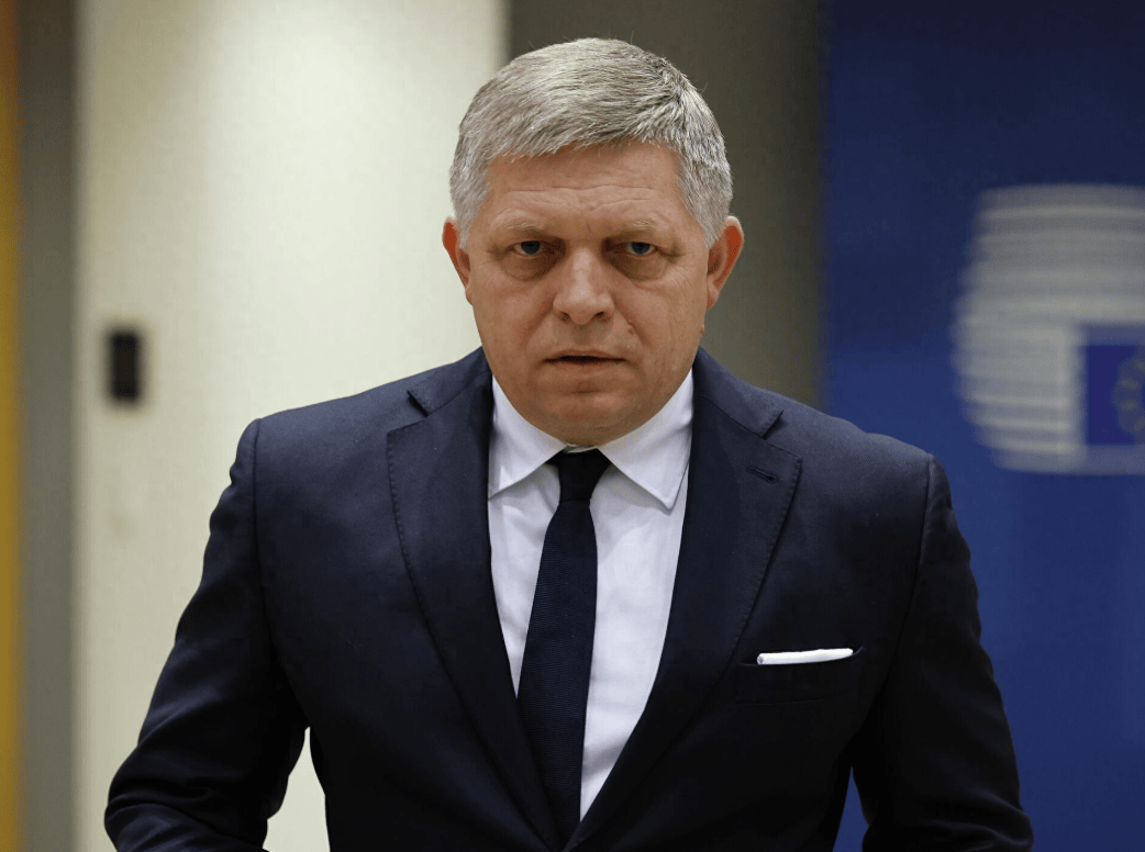 东京养乐多燕子队vs广岛东洋鲤鱼队_北约唯一来华参加抗战胜利80周年的领导人东京养乐多燕子队vs广岛东洋鲤鱼队，临行之前，说了句让欧洲汗颜的话