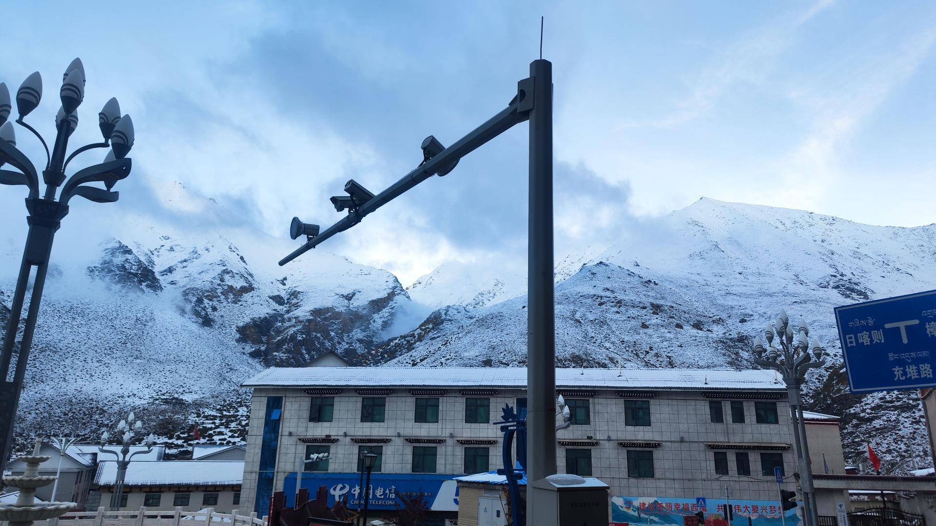 信用网怎么注册
_从尼泊尔回国手机遭“保护性关停”信用网怎么注册
,8天仍未恢复 当事人:在海拔4000多米路边冻到崩溃