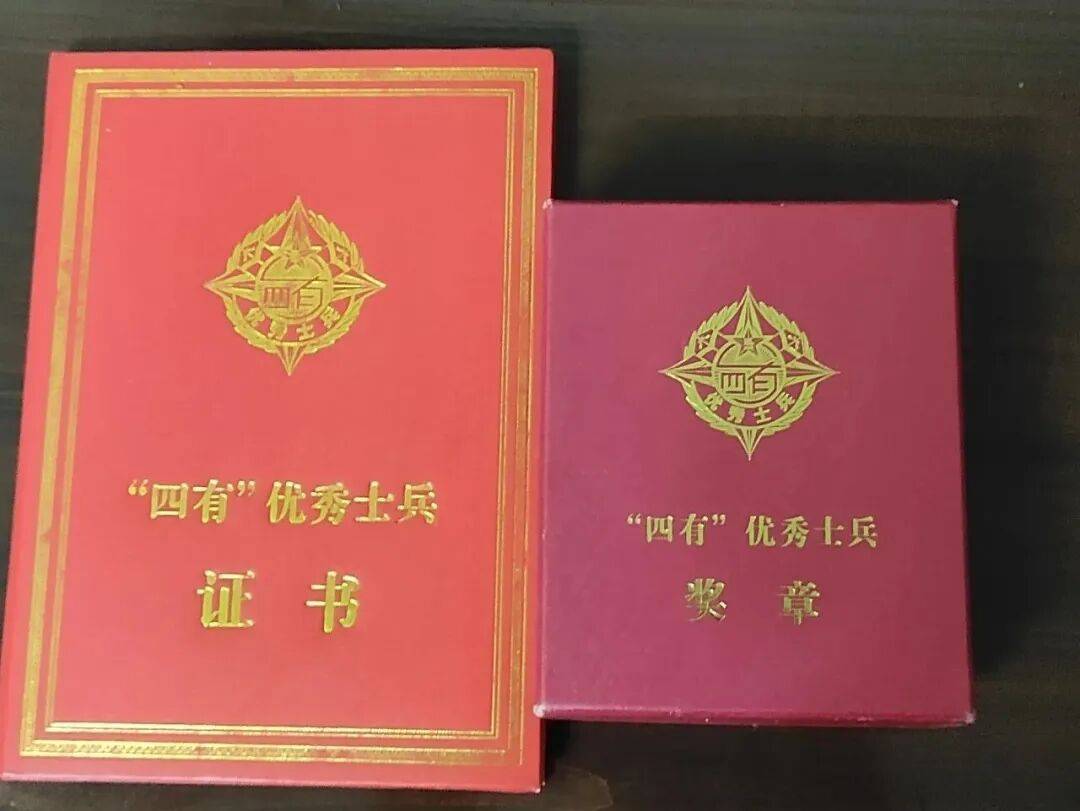 皇冠信用网开户_牛！退役半个月皇冠信用网开户，他第三次入伍！