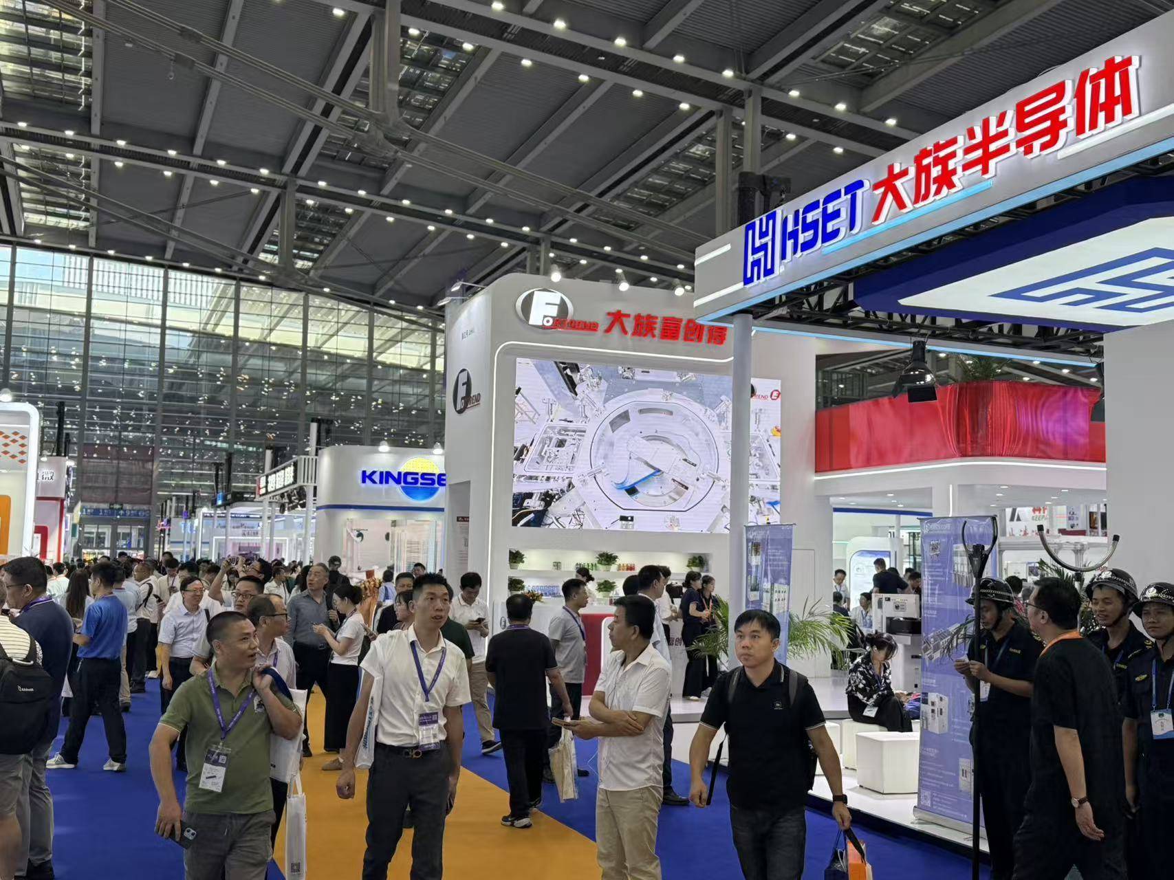 皇冠信用網出租
_不止新凯来皇冠信用網出租
,逾115家深圳半导体企业亮相2025湾芯展