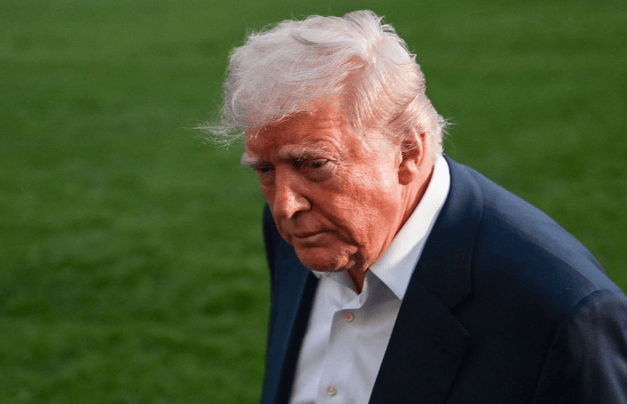 皇冠体育App下载_中方忍耐5天后皇冠体育App下载，对美打响“第二枪”，交易已全面冻结，中美相互征费！韩总统室上门求情