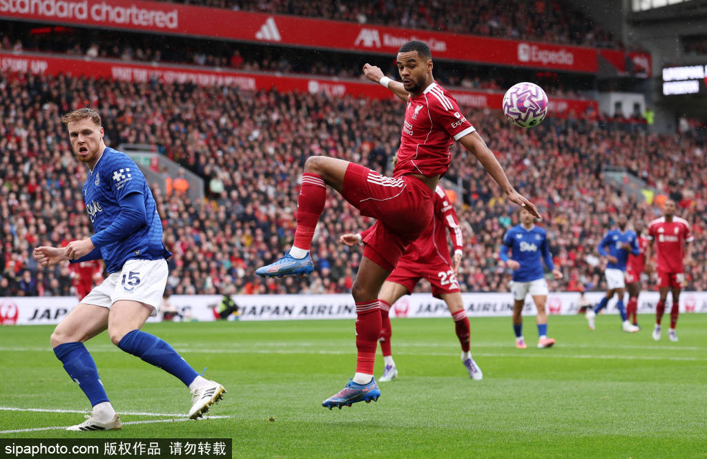 皇冠信用網会员开户
_阿莫林的“战术骗局”让斯洛特措手不及皇冠信用網会员开户
,曼联客场掀翻利物浦