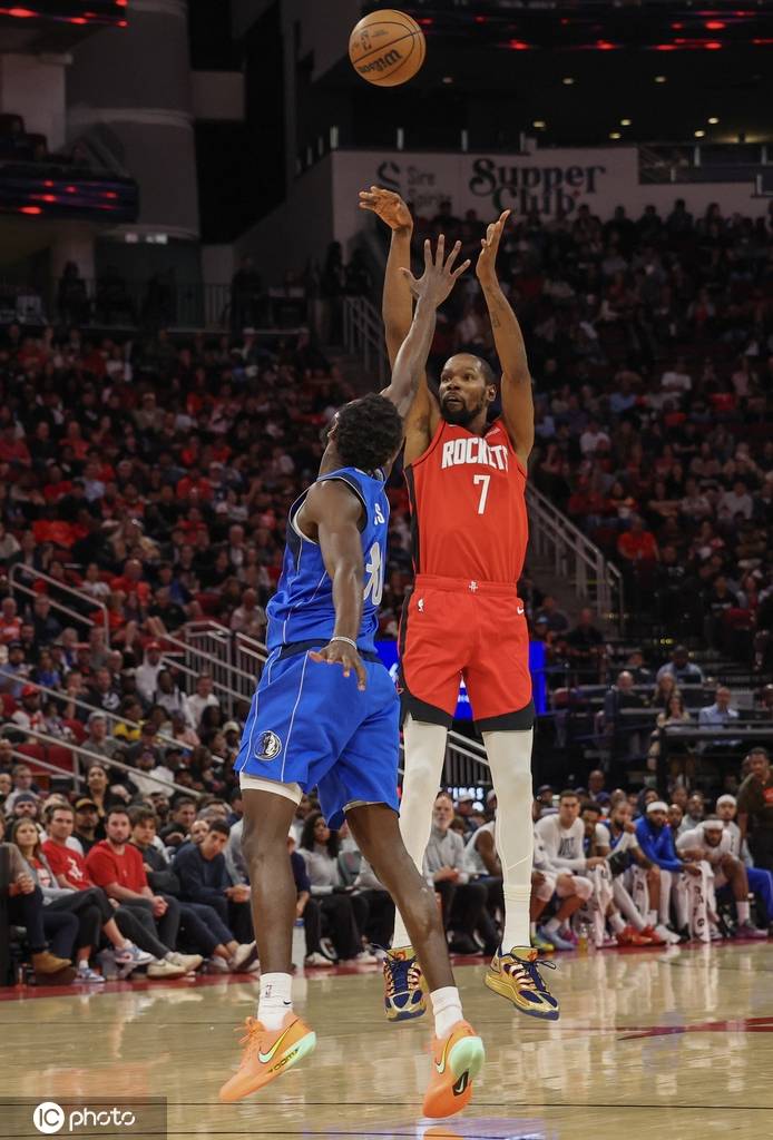 皇冠信用网庄家_杜兰特21分申京砍26+11 火箭擒独行侠迎4连胜