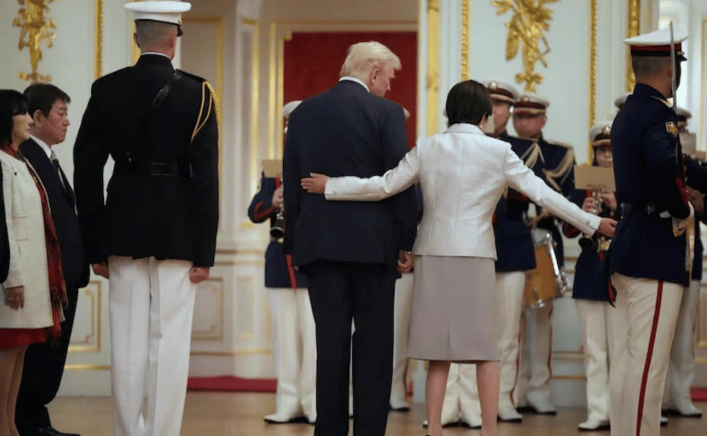 皇冠皇冠信用網平台_中方“斩首”警告后皇冠皇冠信用網平台，不到1天，特朗普就对日本翻脸：某些人不是美国的朋友