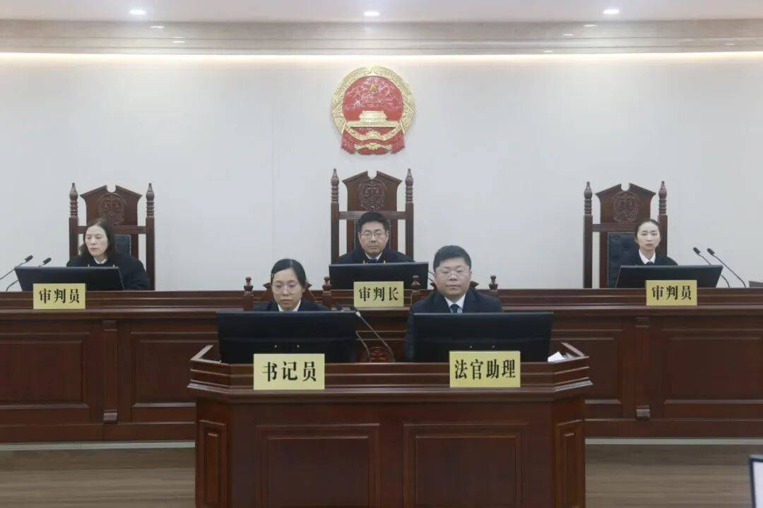 皇冠信用盘代理怎么申请
_被控受贿超3500万元皇冠信用盘代理怎么申请
,安徽省交通控股集团原副总经理夏柱兵受审