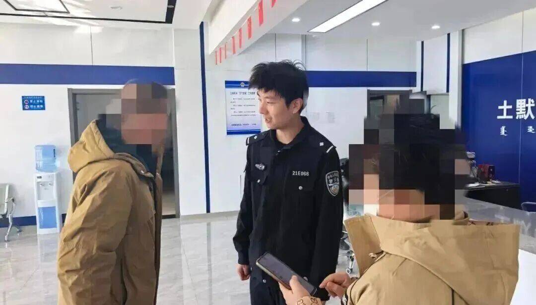 皇冠信用網登3出租_男子彩票中奖太兴奋皇冠信用網登3出租，拍照发业主群分享，隔天奖金被邻居冒领……