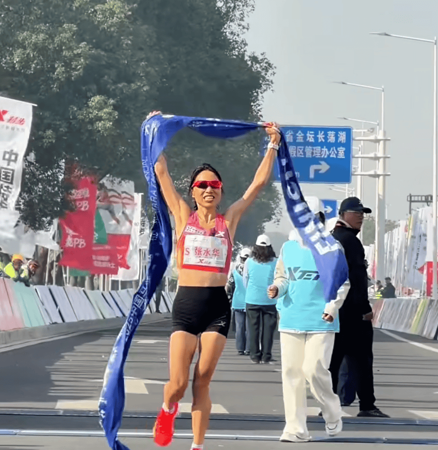 皇冠信用网如何申请_“最快女护士”破纪录夺冠皇冠信用网如何申请，复出后21天内2次夺冠，赛后发声：超预期完成目标，感谢朋友和领导