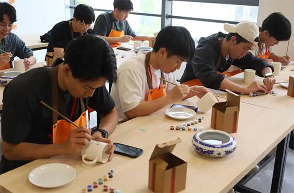 皇冠信用網登3代理
_“日方被告知:所有中日青年交流项目都暂停皇冠信用網登3代理
了”