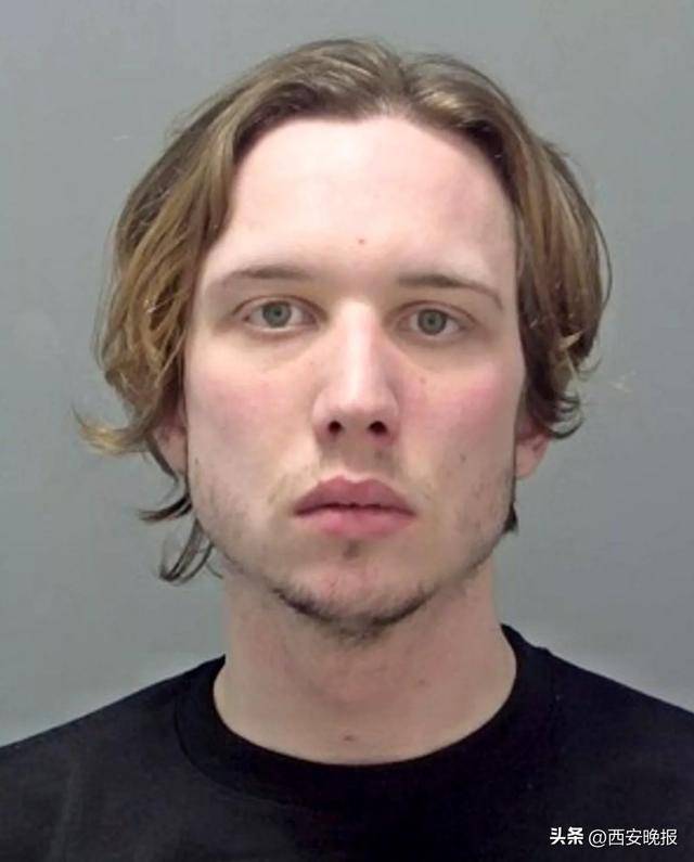 皇冠信用网会员账号_英国一男子闯入女子家中皇冠信用网会员账号，连刺她8刀，事后还假装受害者，被判处30年监禁