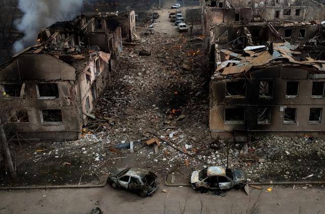 皇冠登1登2登3代理
_格拉西莫夫谎报战功?报捷占领库皮扬斯克皇冠登1登2登3代理
,泽连斯基突然现身打卡