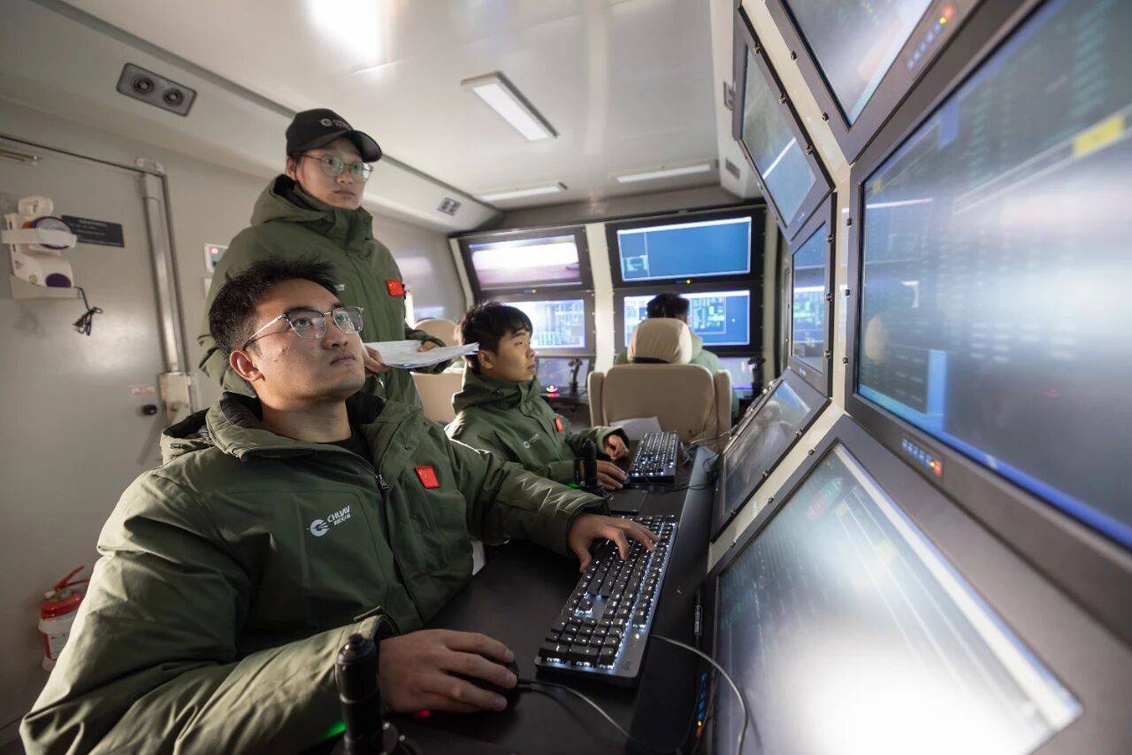 皇冠信用网登3代理申请
_重大突破皇冠信用网登3代理申请
!彩虹-7高空高速隐身无人机成功首飞