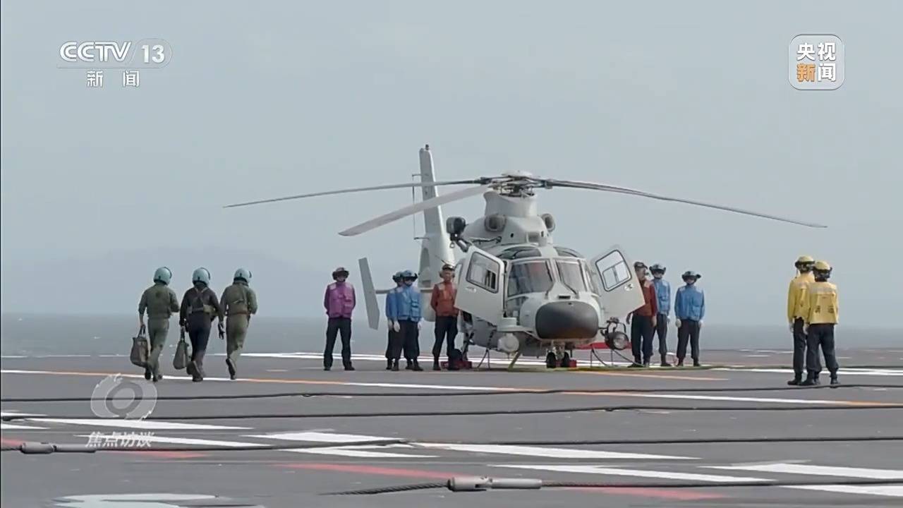 皇冠代理怎么拿_海上实兵训练首秀:福建舰电磁弹射战力拉满