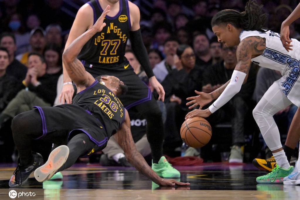 如何代理皇冠信用_詹姆斯31+9+6东契奇34+6+8 莫兰特16分湖人力克灰熊